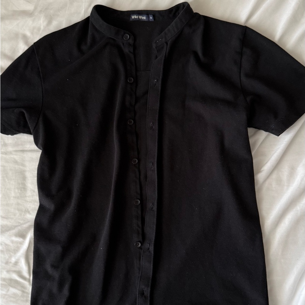 Black Casual Button Down Shirt with Classic Collar